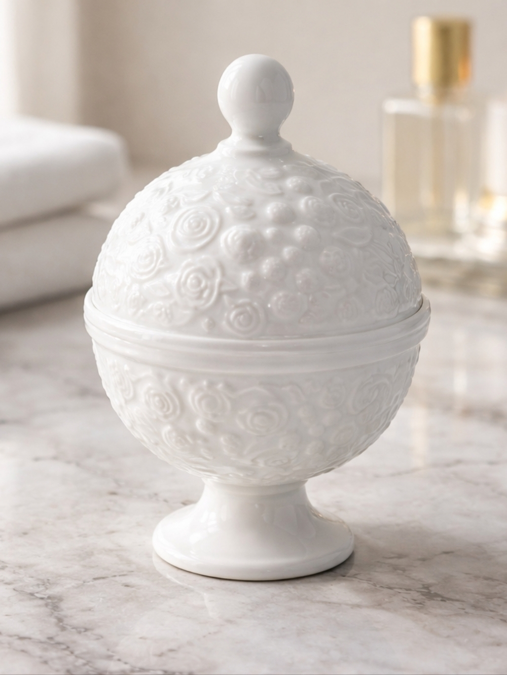 Vintage Avon Milk Glass Lidded Pedestal Jar Candy Dish Trinket Holder 1960's